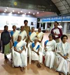 At VARNA SAYANNAM, seniour ammas of Vridhasadanam are being honoured